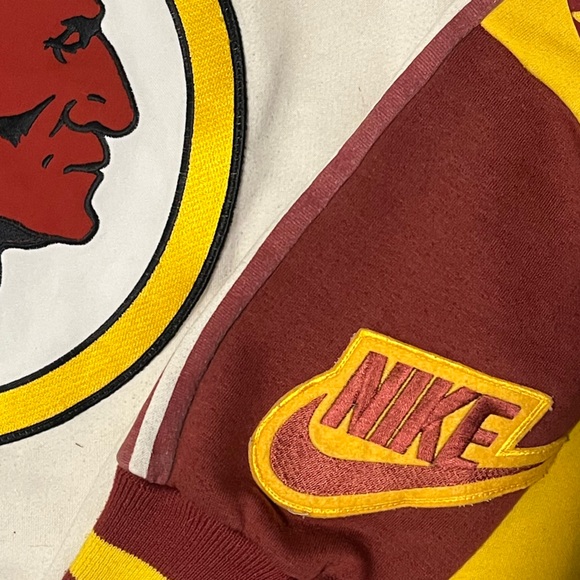 RARE vintage Nike original 80’s-90’s Washington Redskins NFL city crewneck. - Picture 4 of 4